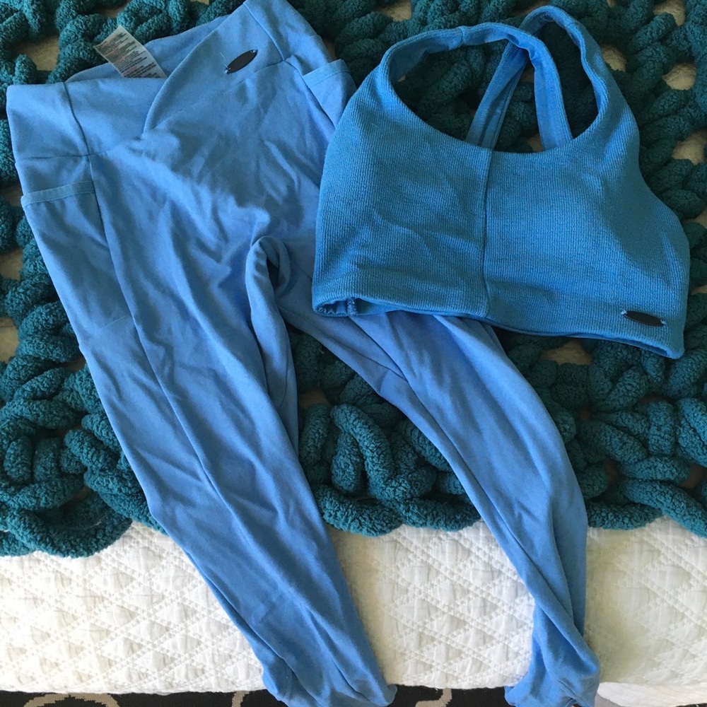 Blue gym shark set